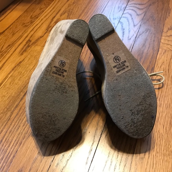 Soda platform cut out wedges - Picture 4 of 5